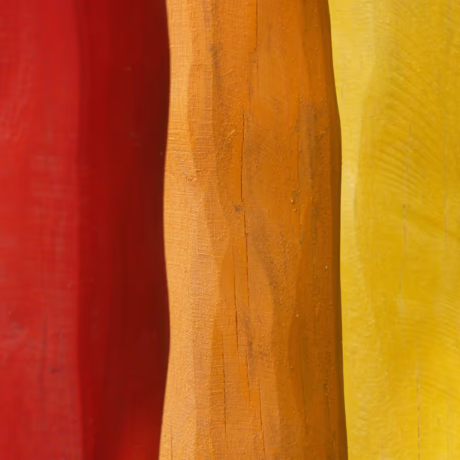 Часть флага Германии с выраженной текстурой ткани